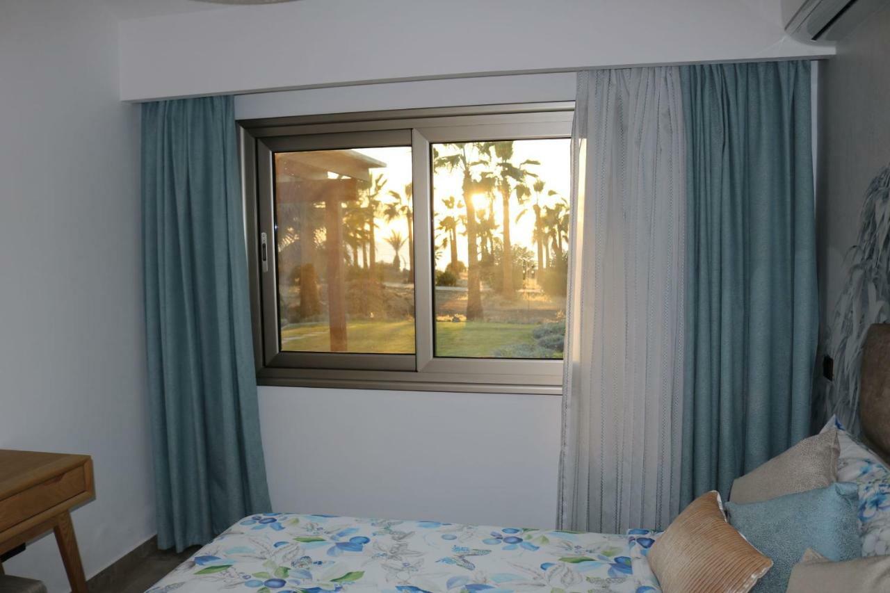 Yulya Villa By Taimoura Paphos Esterno foto