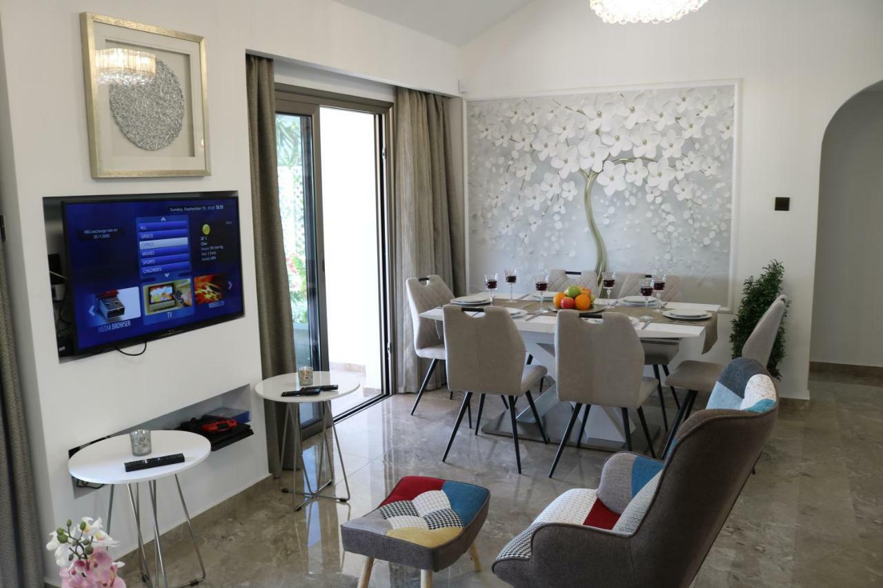 Yulya Villa By Taimoura Paphos Esterno foto