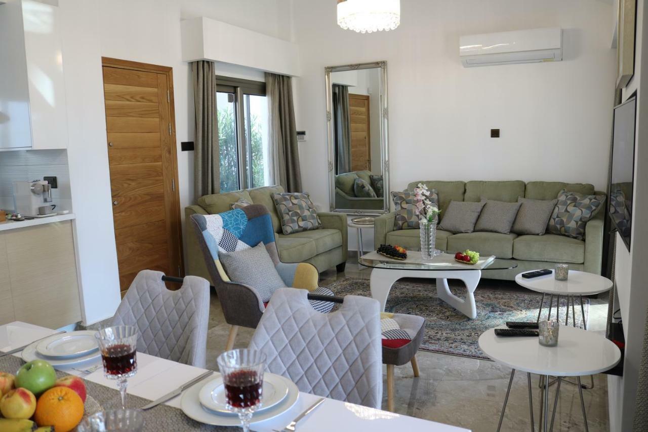 Yulya Villa By Taimoura Paphos Esterno foto